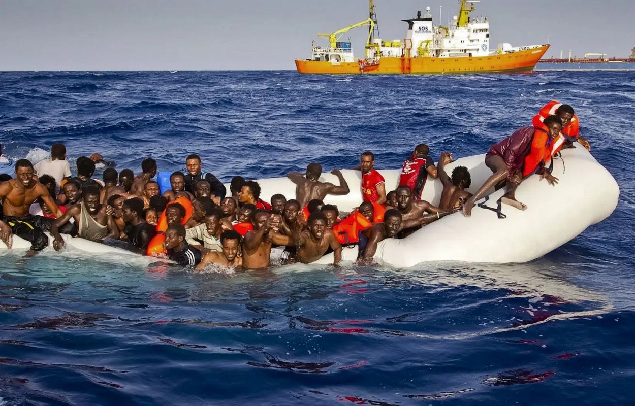 A boat with 141 Haitians on board sank off the southern coast of Cuba
